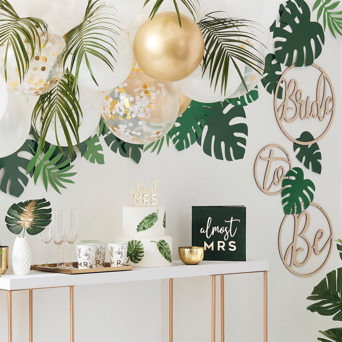 Gold Foiled Almost Mrs Paper Hens Party Cups